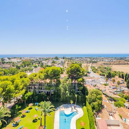 Cubo's Torre Andalucia * Marbella